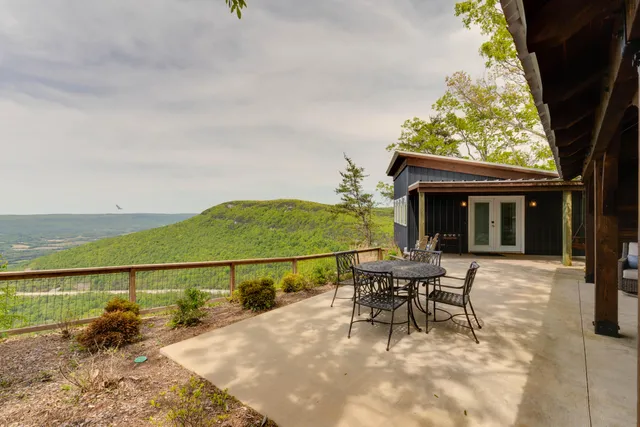 $560,000 | 1004 Window Rock Road, Dunlap, TN 37327