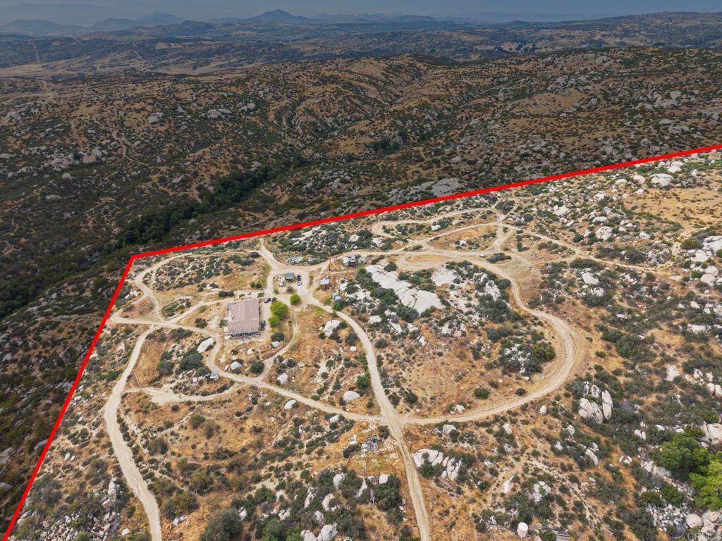 45620 Lewis Valley Road Hemet, CA 92544 - Photo 52 of 53 a view of an outdoor space
