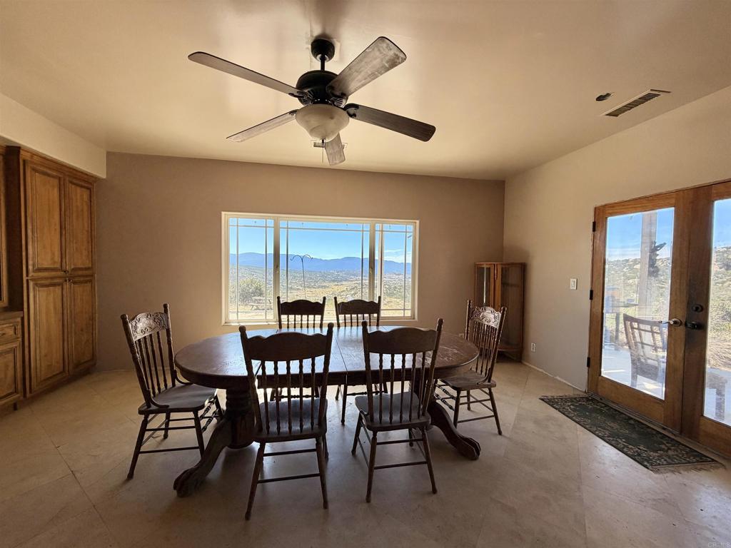 45620 Lewis Valley Road Hemet, CA 92544 - Photo 7 of 10