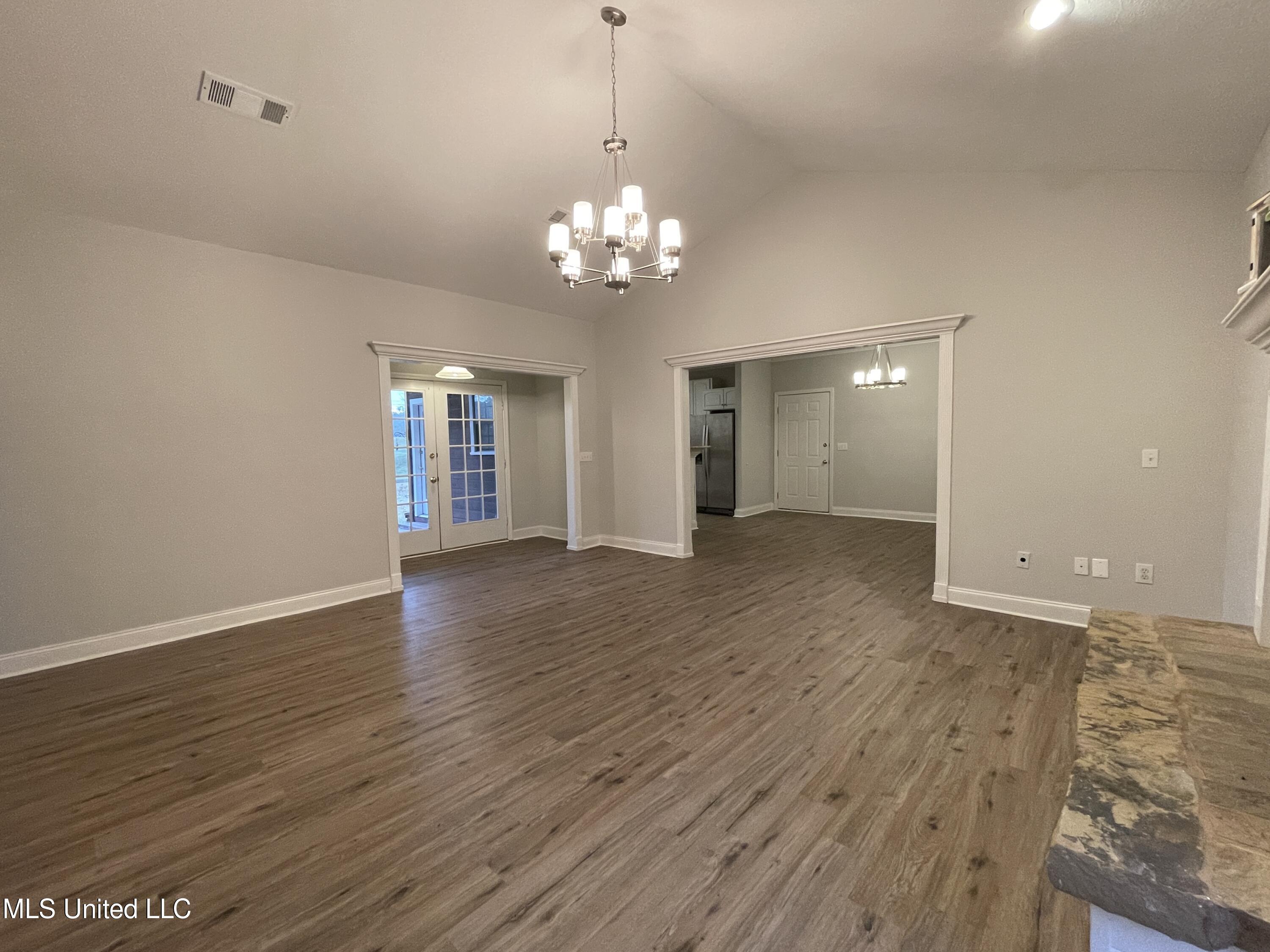 960 Ridgeside Drive Brandon, MS 39042 - Photo 18 of 50 Photo Dec 03, 4 26 57 PM