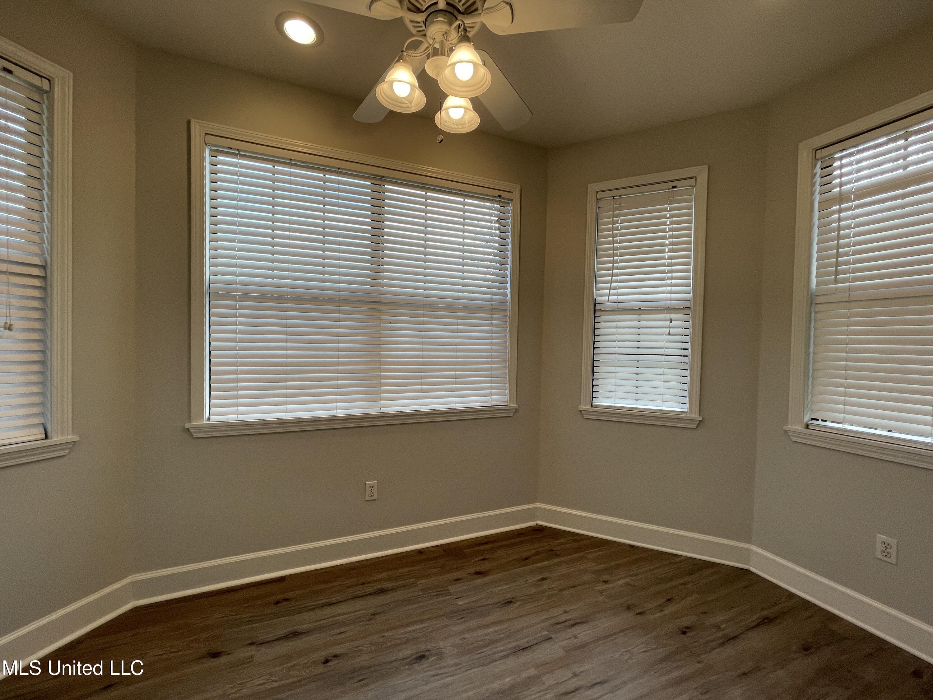 960 Ridgeside Drive Brandon, MS 39042 - Photo 24 of 50 Photo Dec 03, 3 33 59 PM