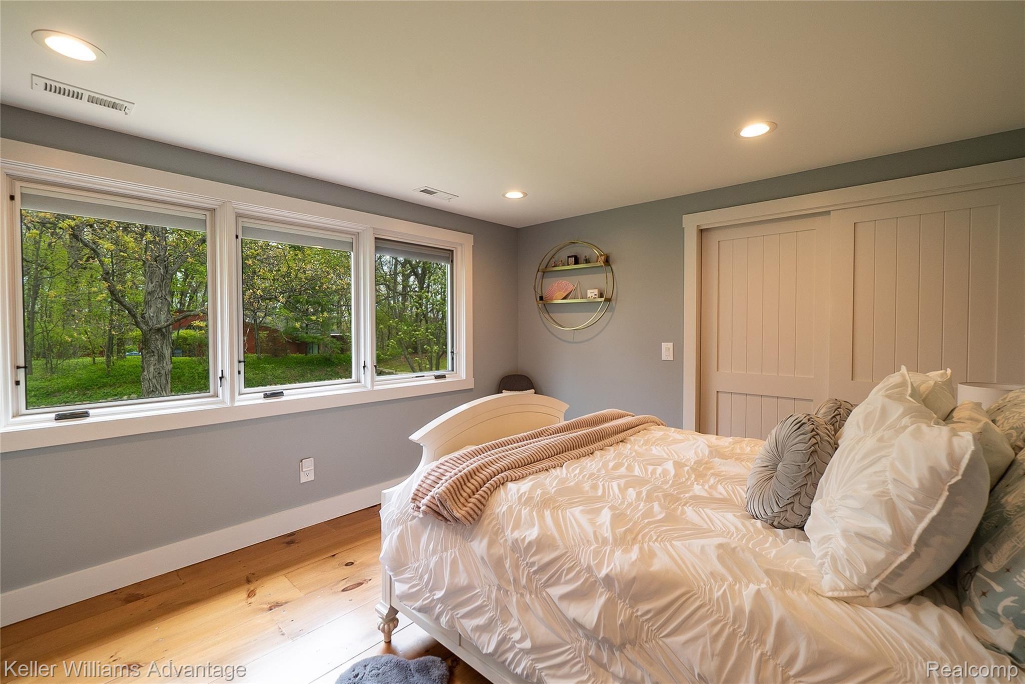 5343 Orion Road Rochester, MI 48306 - Photo 34 of 72 OrionRd_5343_Bed A1.jpg