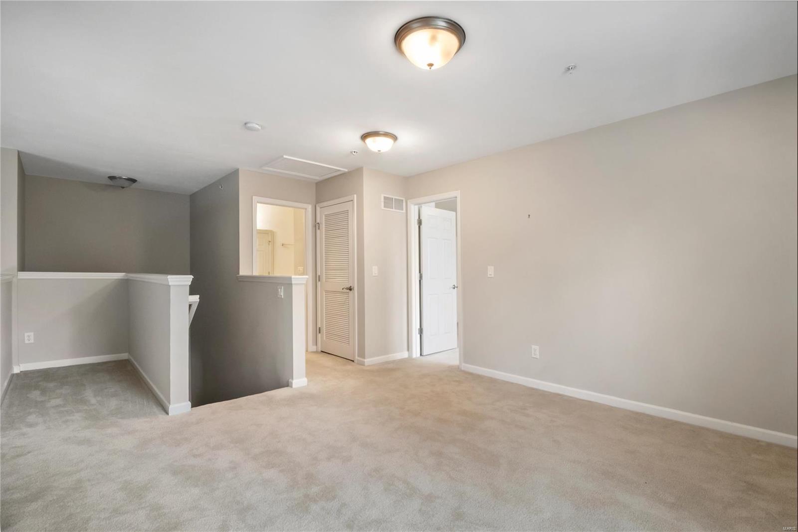 16353 Justus Post Road Chesterfield, MO 63017 - Photo 20 of 31 Gallery Image 20
