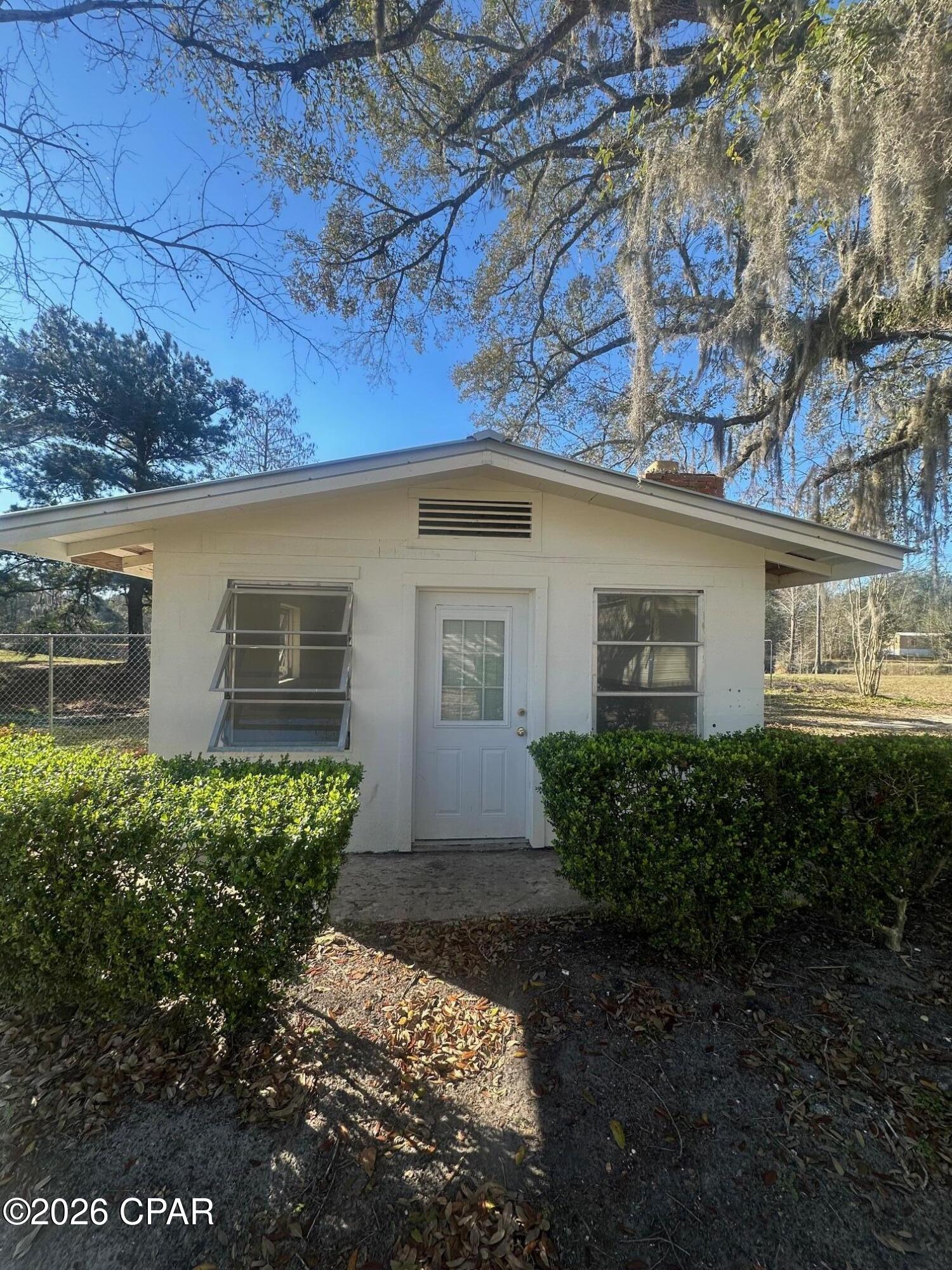 7293 Highway 90 Grand Ridge, FL 32442 - Photo 29 of 43