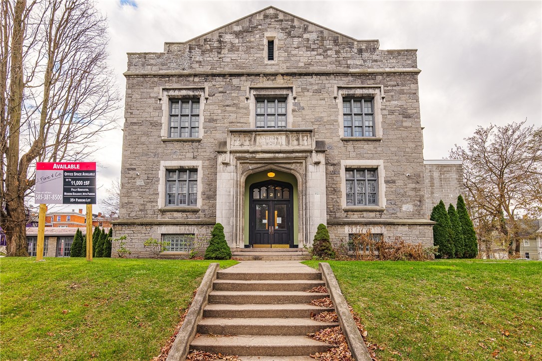 421 University Avenue Rochester, NY 14607 - Photo 1 of 18