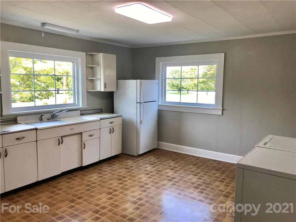 32086 Canton Road Albemarle, NC 28001 - Photo 11 of 31 Gallery Image 11