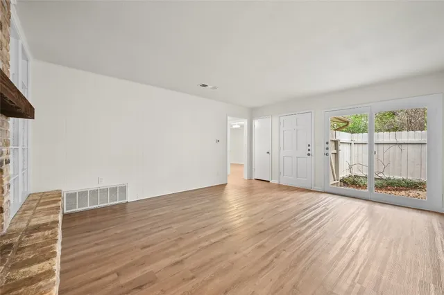 $2,500 | 2210 Quarry Road, Unit B, Austin, TX 78703