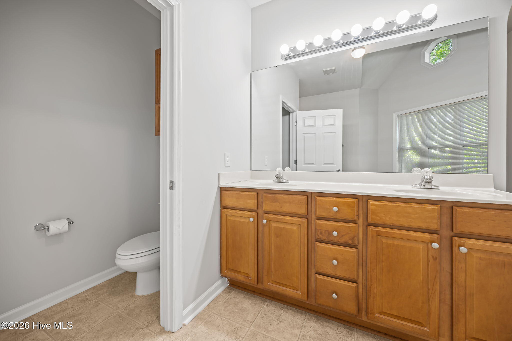 1121 Turtle Creek Road, Unit H Greenville, NC 27858 - Photo 22 of 32 33-web-or-mls-IMG_0063