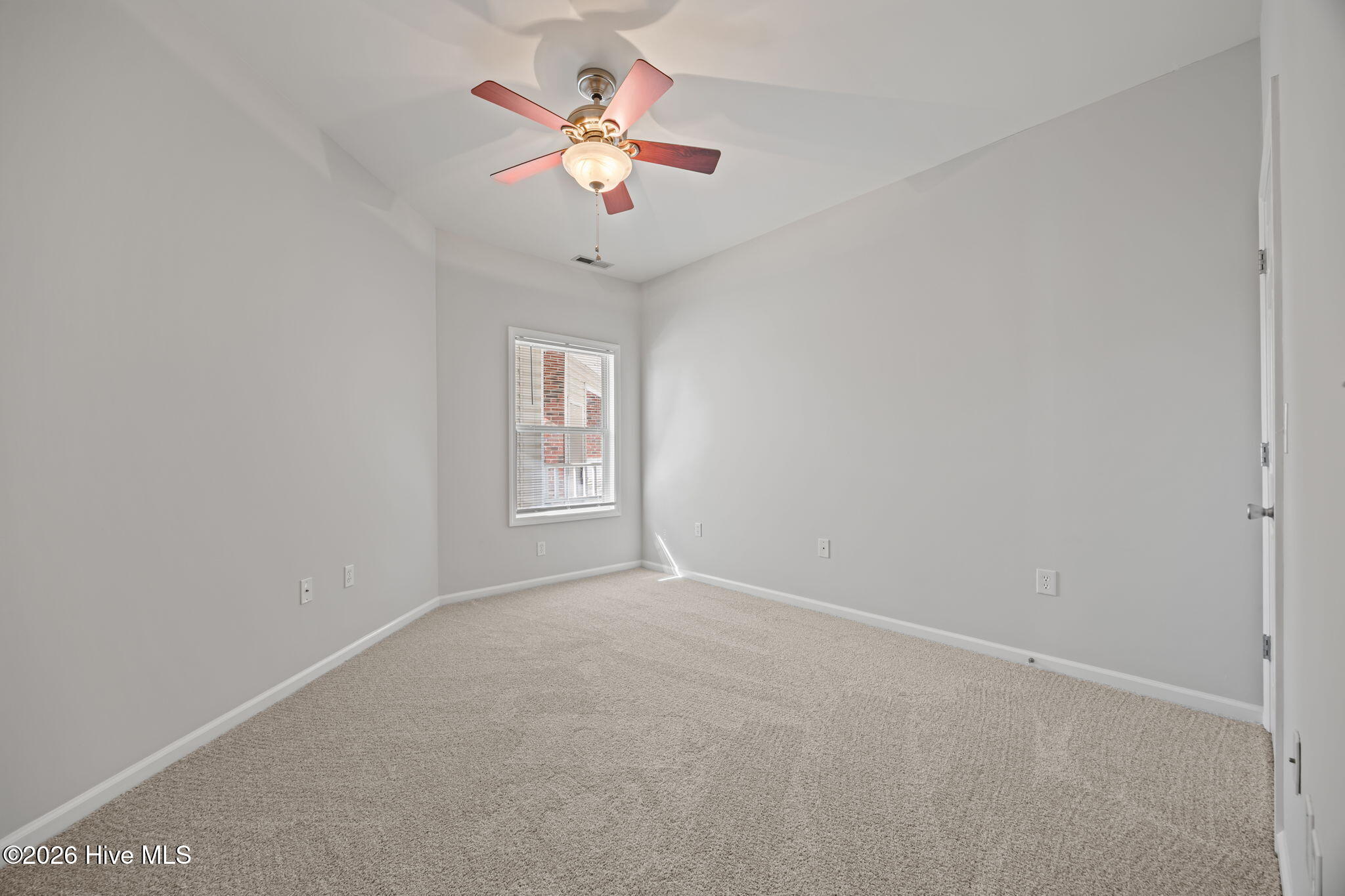 1121 Turtle Creek Road, Unit H Greenville, NC 27858 - Photo 23 of 32 35-web-or-mls-IMG_0069