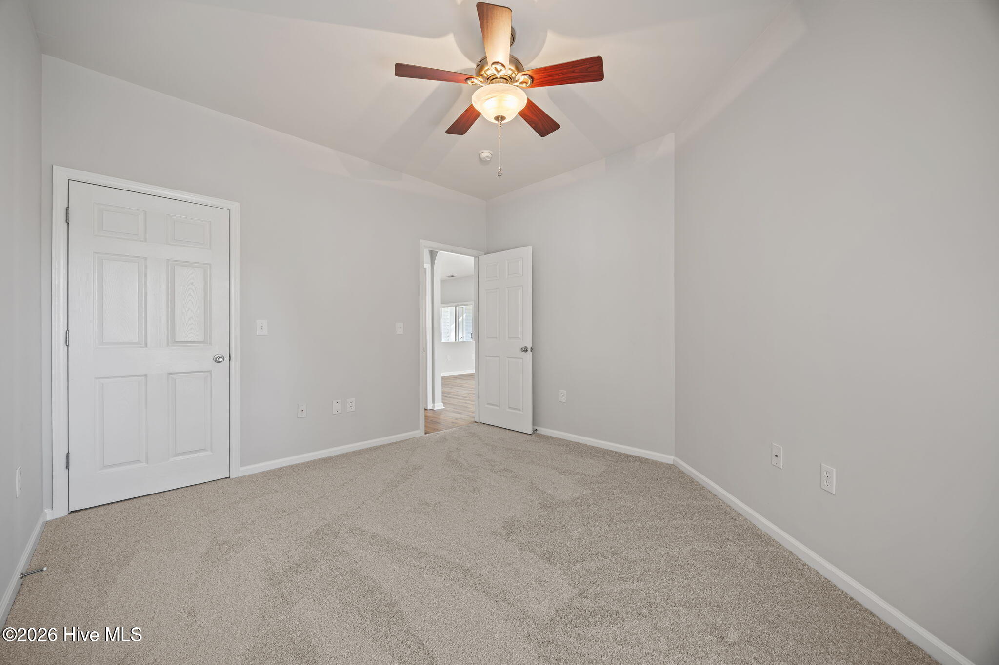 1121 Turtle Creek Road, Unit H Greenville, NC 27858 - Photo 24 of 32 36-web-or-mls-IMG_0072