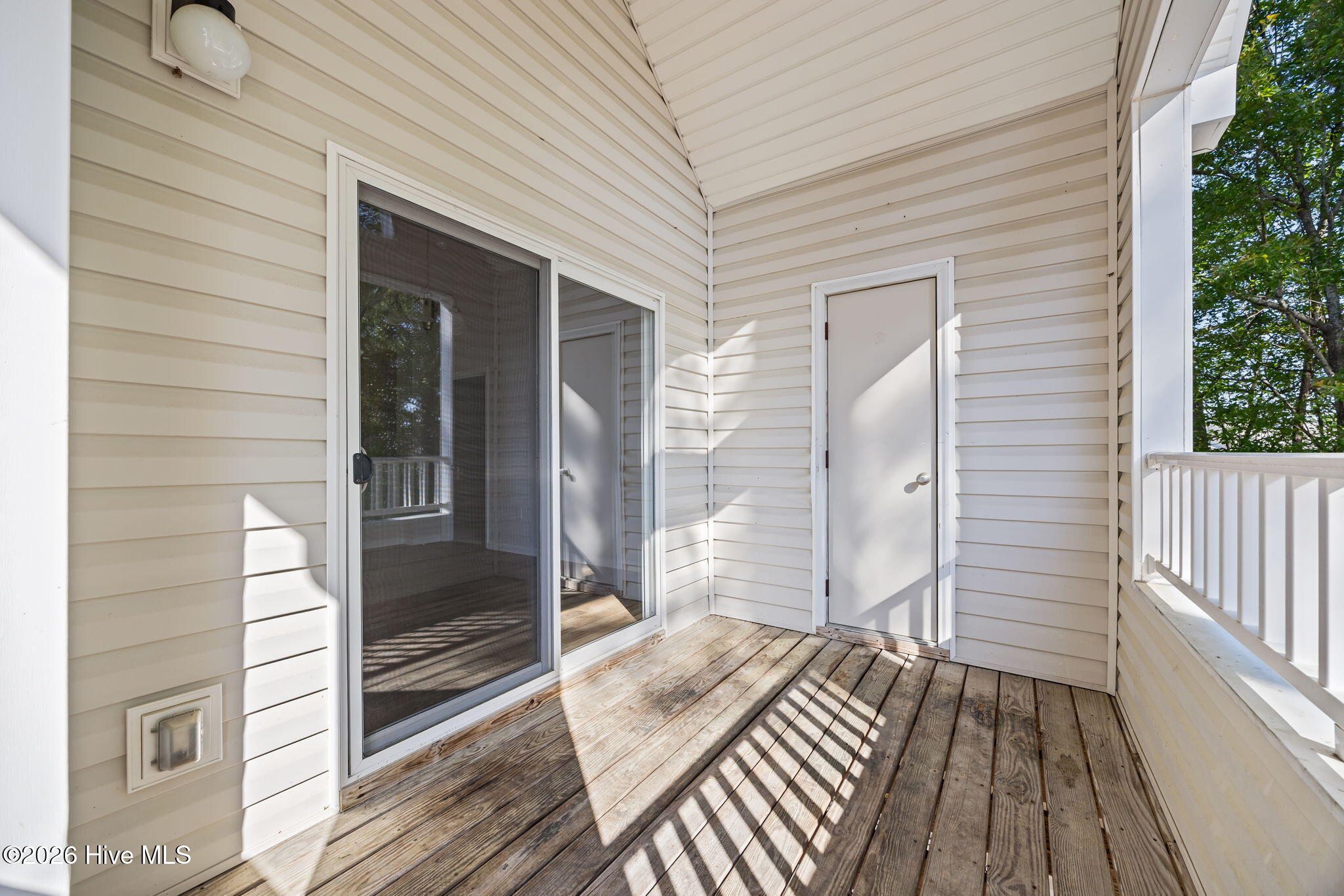 1121 Turtle Creek Road, Unit H Greenville, NC 27858 - Photo 28 of 32 40-web-or-mls-IMG_0084