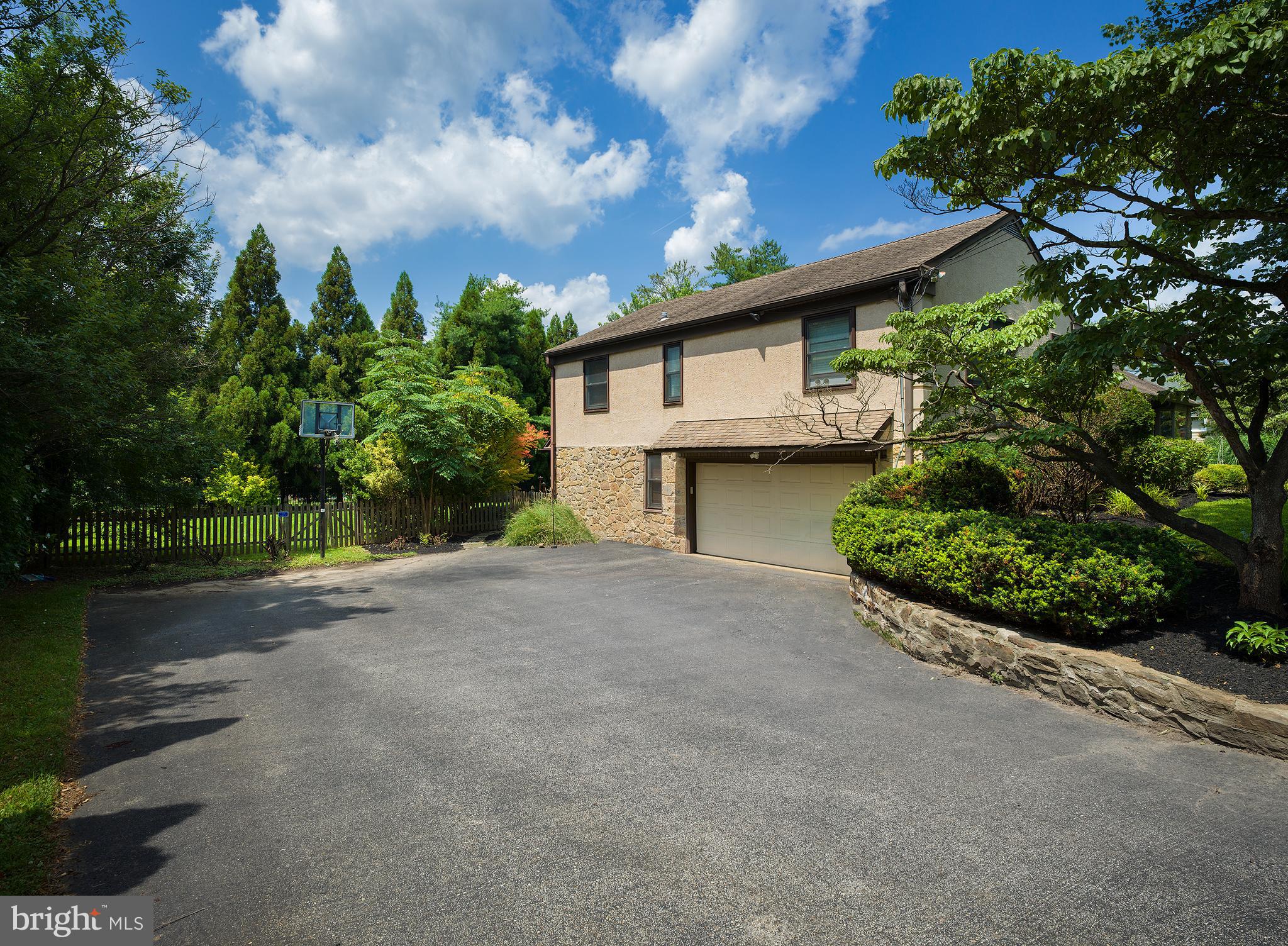 308 Tower Lane Narberth, PA 19072 - Photo 2 of 38