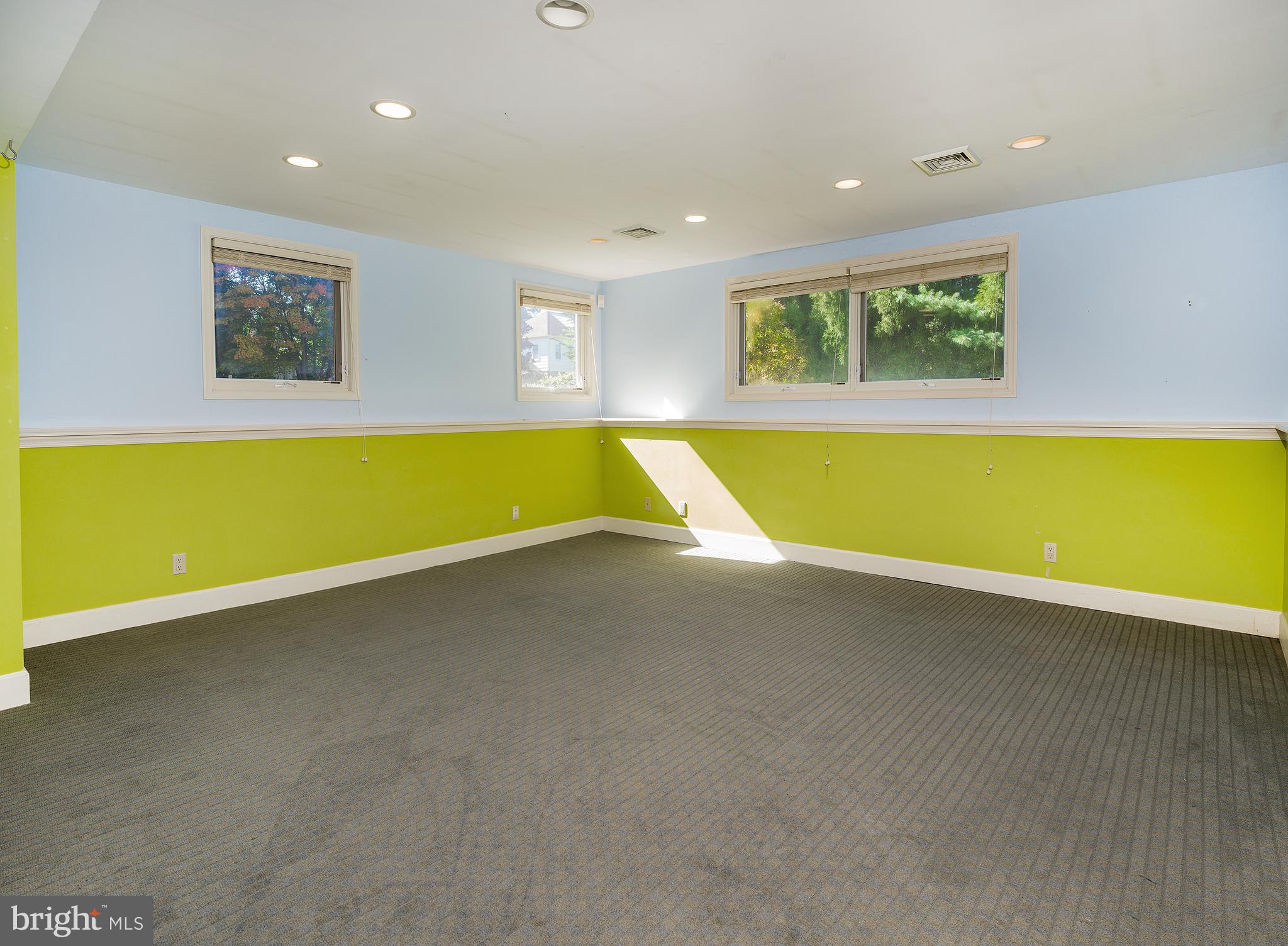 308 Tower Lane Narberth, PA 19072 - Photo 30 of 38