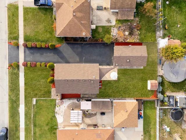 $399,900 | 7806 West 83rd Street, Bridgeview, IL 60455