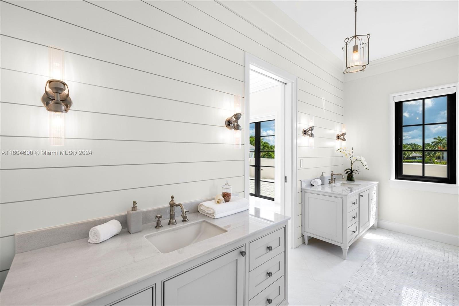 5145 Southwest 65th Avenue Miami, FL 33155 - Photo 11 of 38 Gallery Image 11