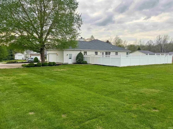 $329,900 | 225 Maple Run Estates Boulevard, Springville, IN 47462