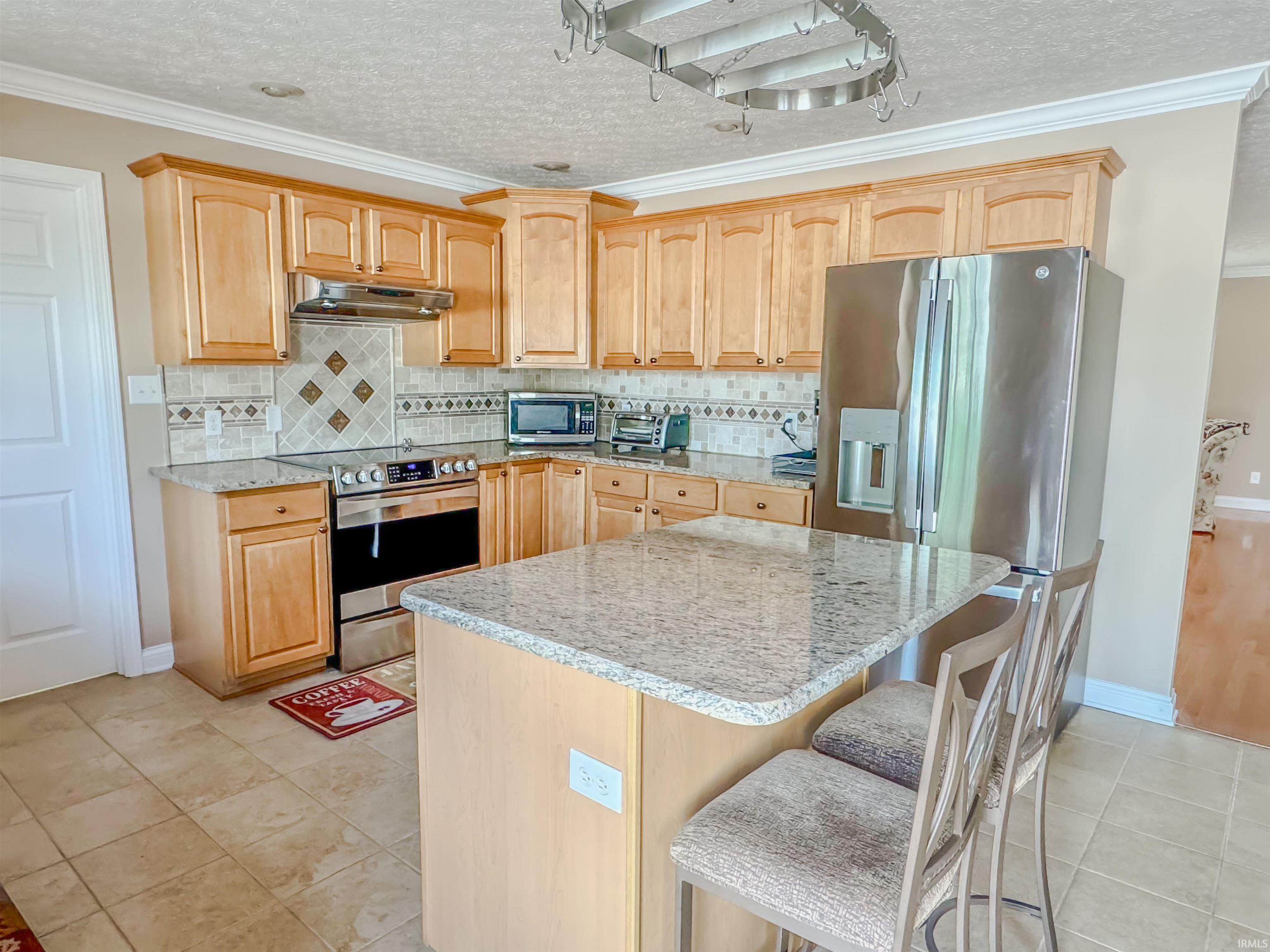 225 Maple Run Estates Boulevard Springville, IN 47462 - Photo 4 of 17