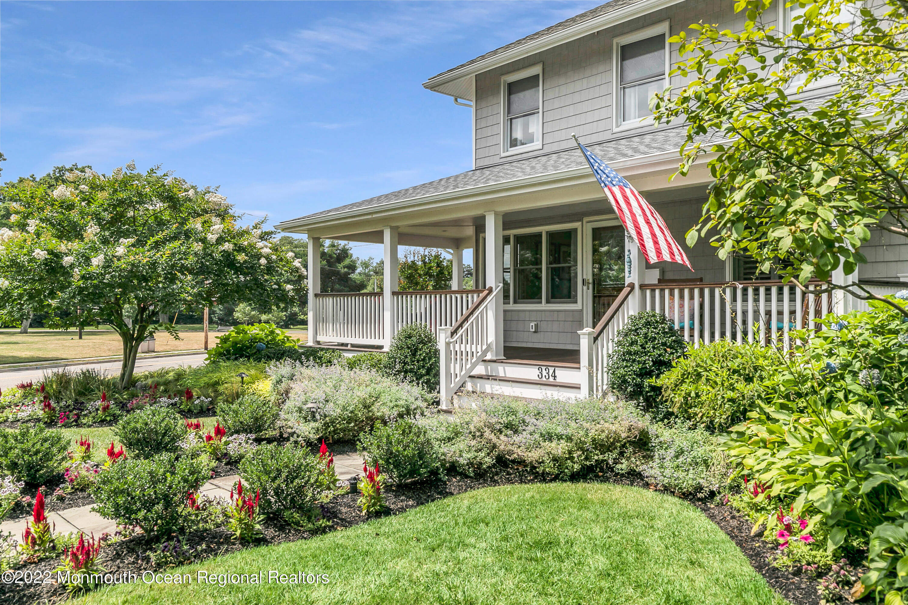 334 Pitney Avenue Spring Lake, NJ 07762 - Photo 2 of 33 334 Pitney Ave Spring Lake NJ-print-043-