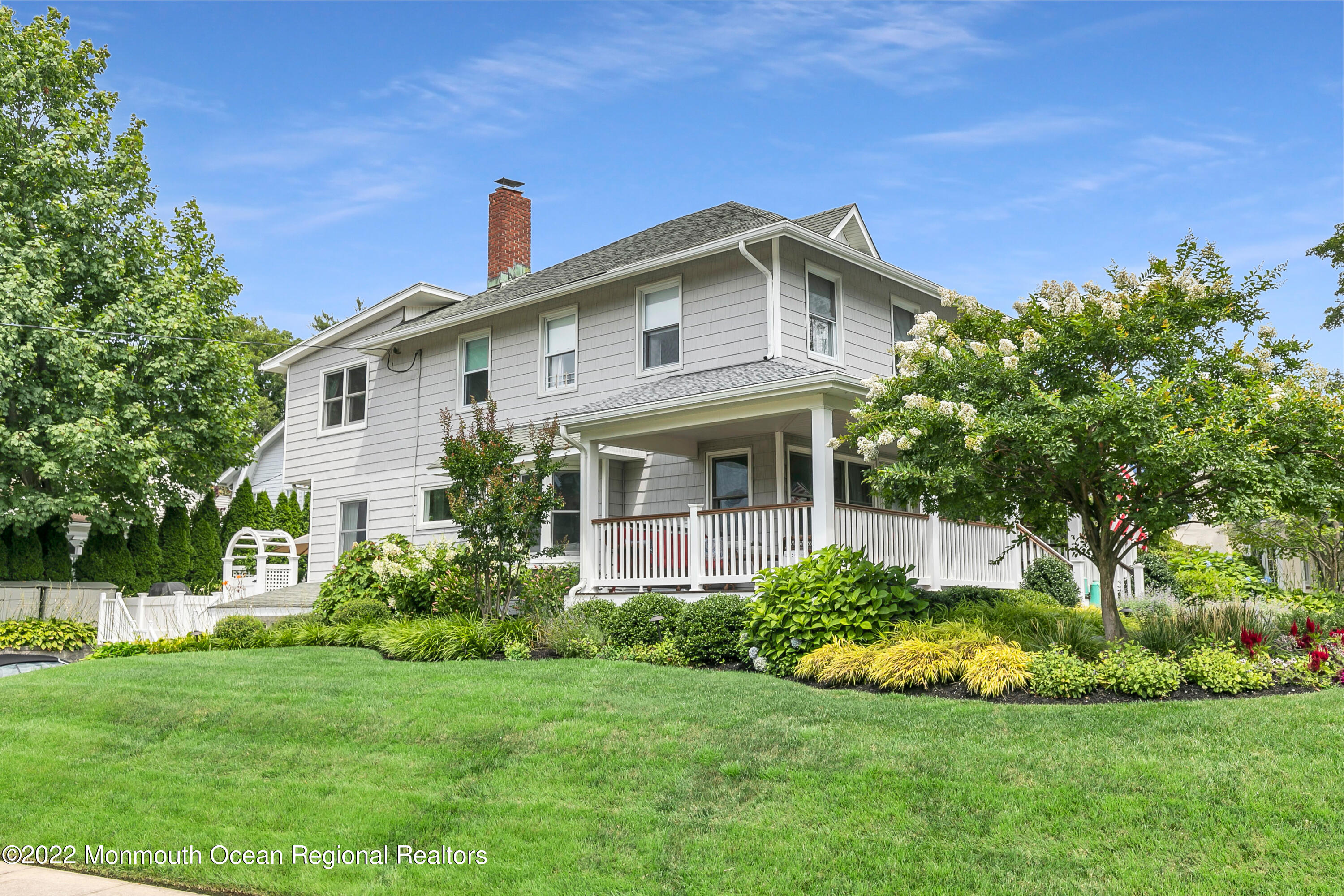 334 Pitney Avenue Spring Lake, NJ 07762 - Photo 3 of 33 334 Pitney Ave Spring Lake NJ-print-037-