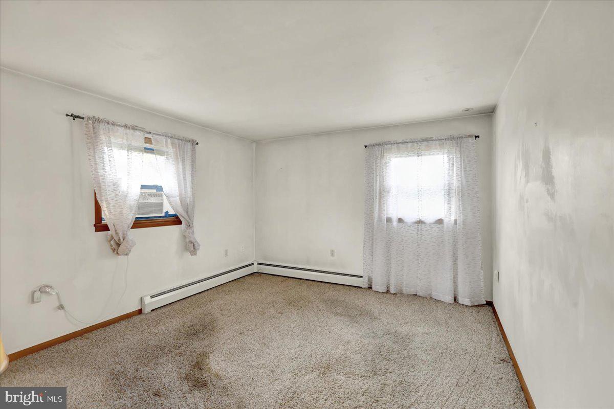 508 American Legion Boulevard Pine Grove, PA 17963 - Photo 24 of 40 an empty room with windows