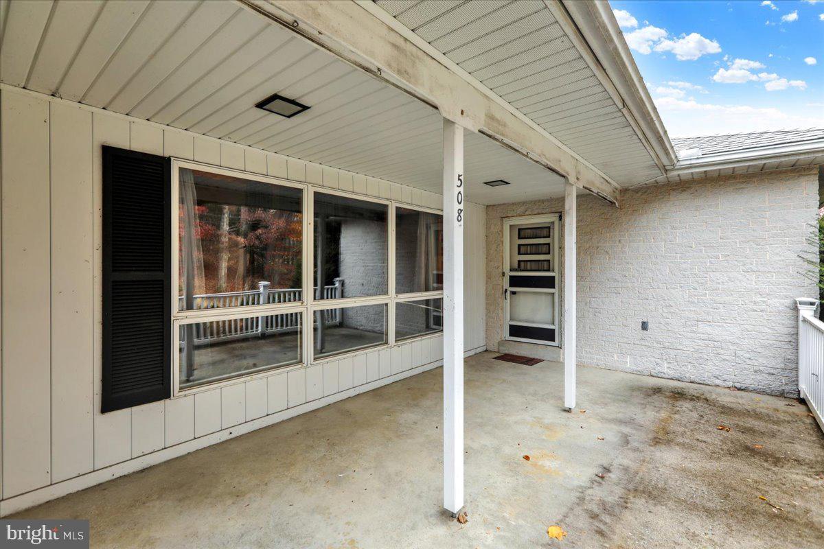 508 American Legion Boulevard Pine Grove, PA 17963 - Photo 5 of 40 an empty room with windows