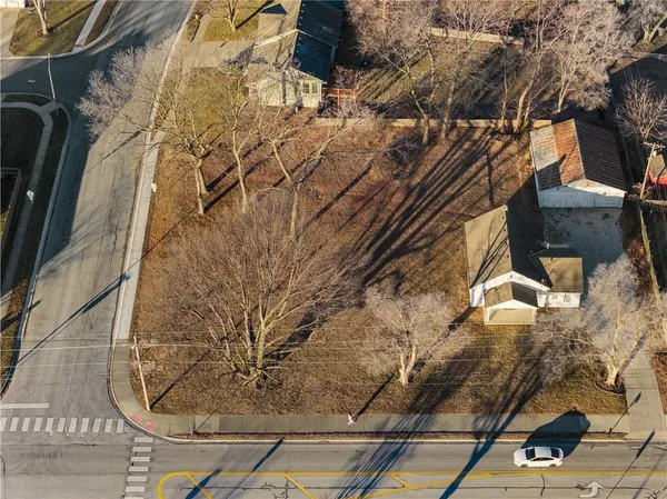 $85,000 | 342-acres Northeast Victoria Drive, Lee's Summit, MO 64086