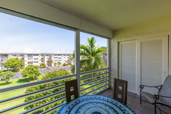 $1,650 | 2615 Northeast 1st Court, Unit 411, Boynton Beach, FL 33435