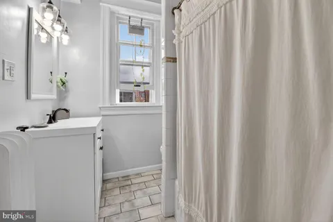 $630,000 | 2009 Belmont Road Northwest, Unit 303, Washington, DC 20009