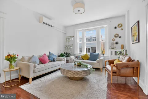 $630,000 | 2009 Belmont Road Northwest, Unit 303, Washington, DC 20009