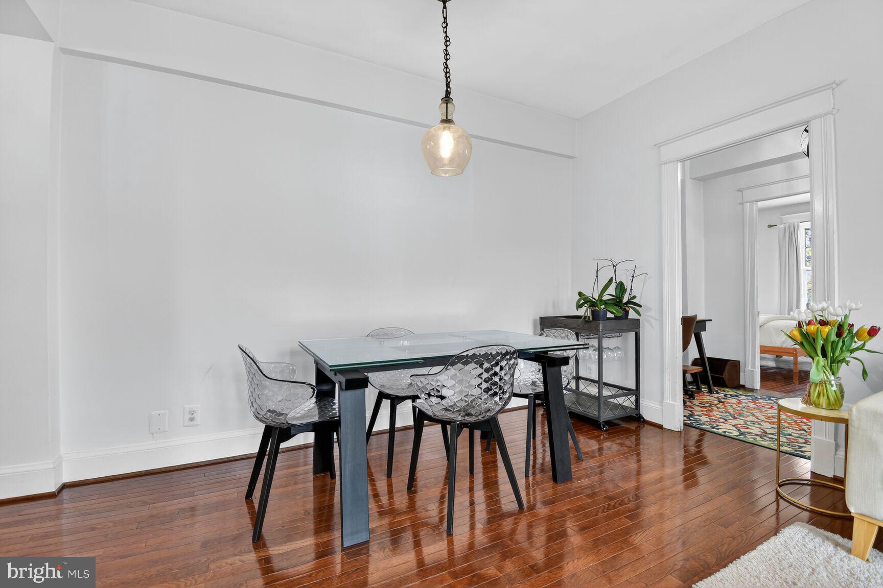 2009 Belmont Road Northwest, Unit 303 Washington, DC 20009 - Photo 5 of 20