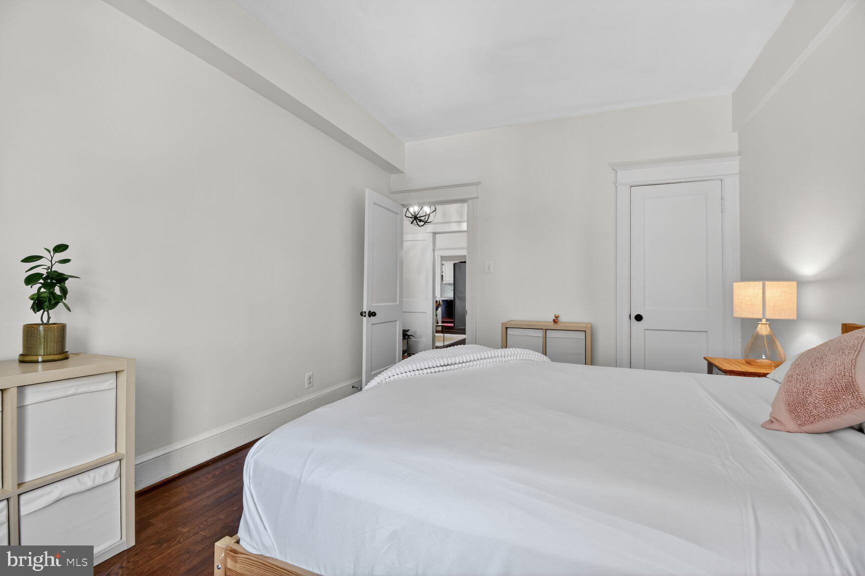 2009 Belmont Road Northwest, Unit 303 Washington, DC 20009 - Photo 10 of 20