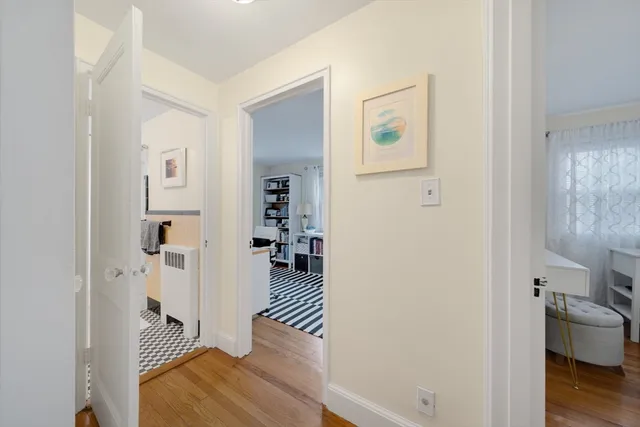 $2,750 | 926 Massachusetts Avenue, Unit 3, Arlington, MA 02476