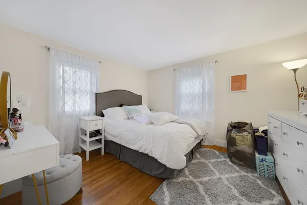 $2,650 | 926 Massachusetts Avenue, Unit 3, Arlington, MA 02476