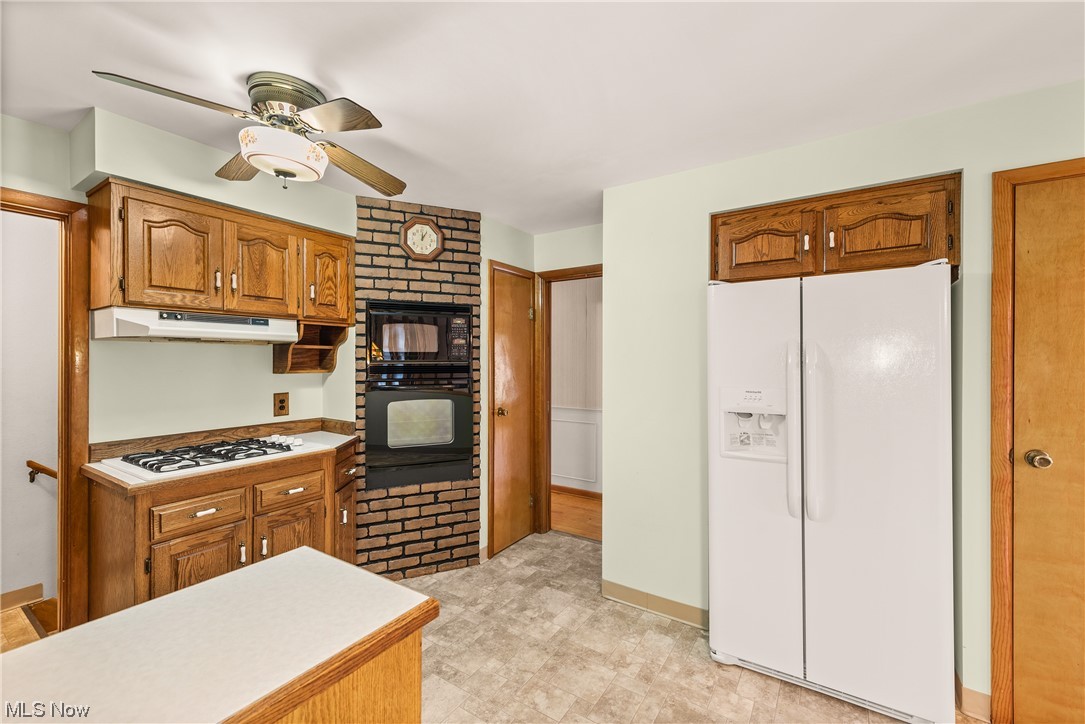 4109 Rabbit Run Drive Brooklyn, OH 44144 - Photo 10 of 35