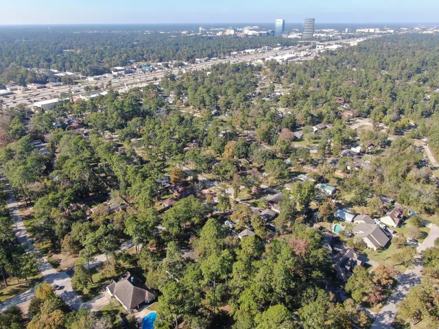 $385,000 | 26206 Maplewood Drive, Spring, TX 77386