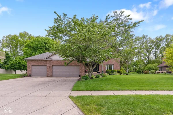 $517,500 | 7707 Wheelwright Court, Plainfield, IN 46168