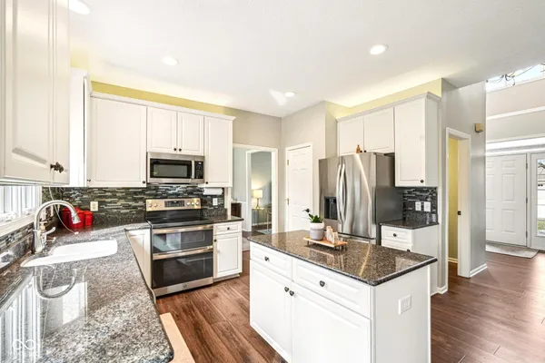 $525,000 | 7707 Wheelwright Court, Plainfield, IN 46168