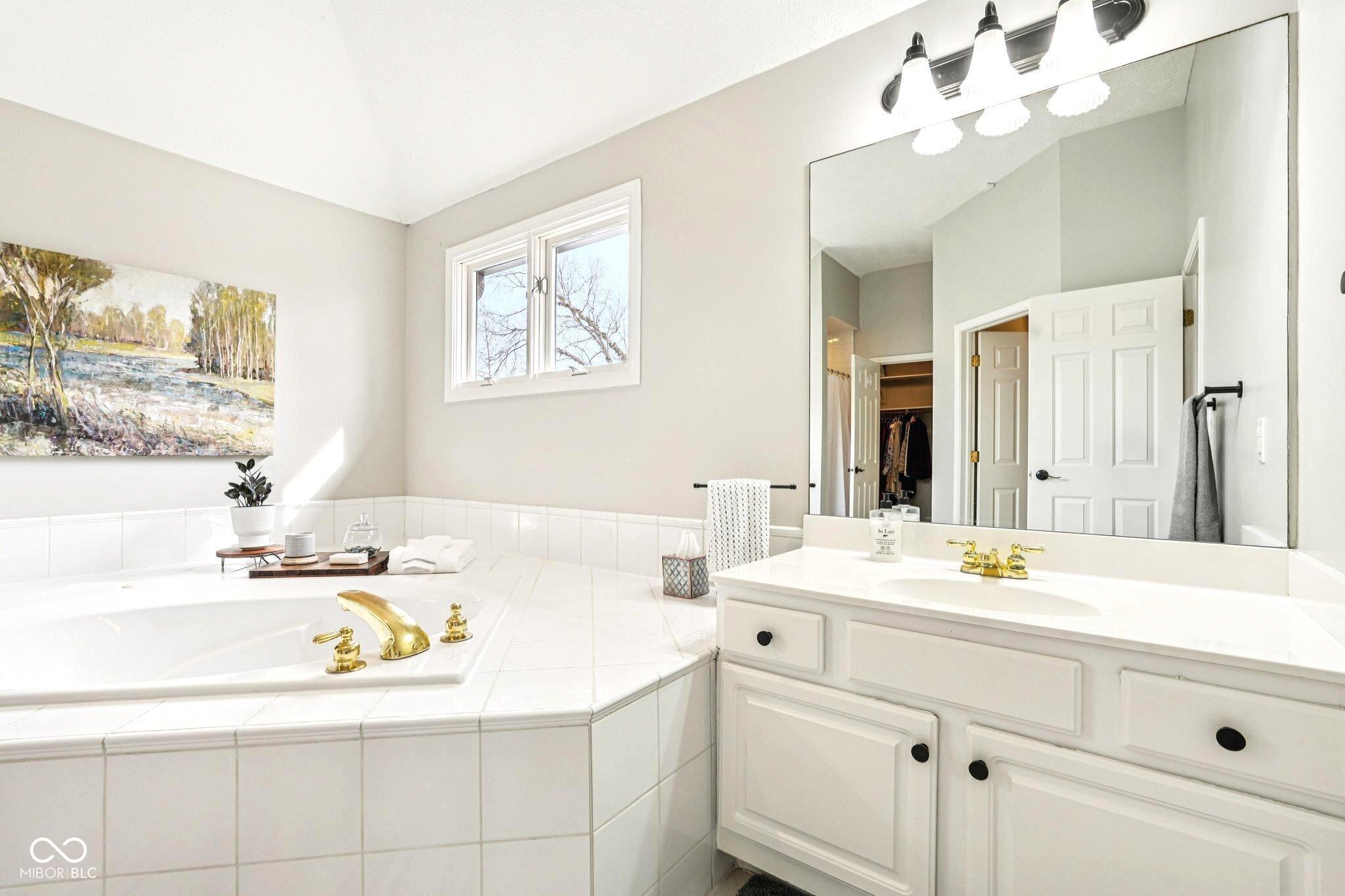 7707 Wheelwright Court Plainfield, IN 46168 - Photo 43 of 94