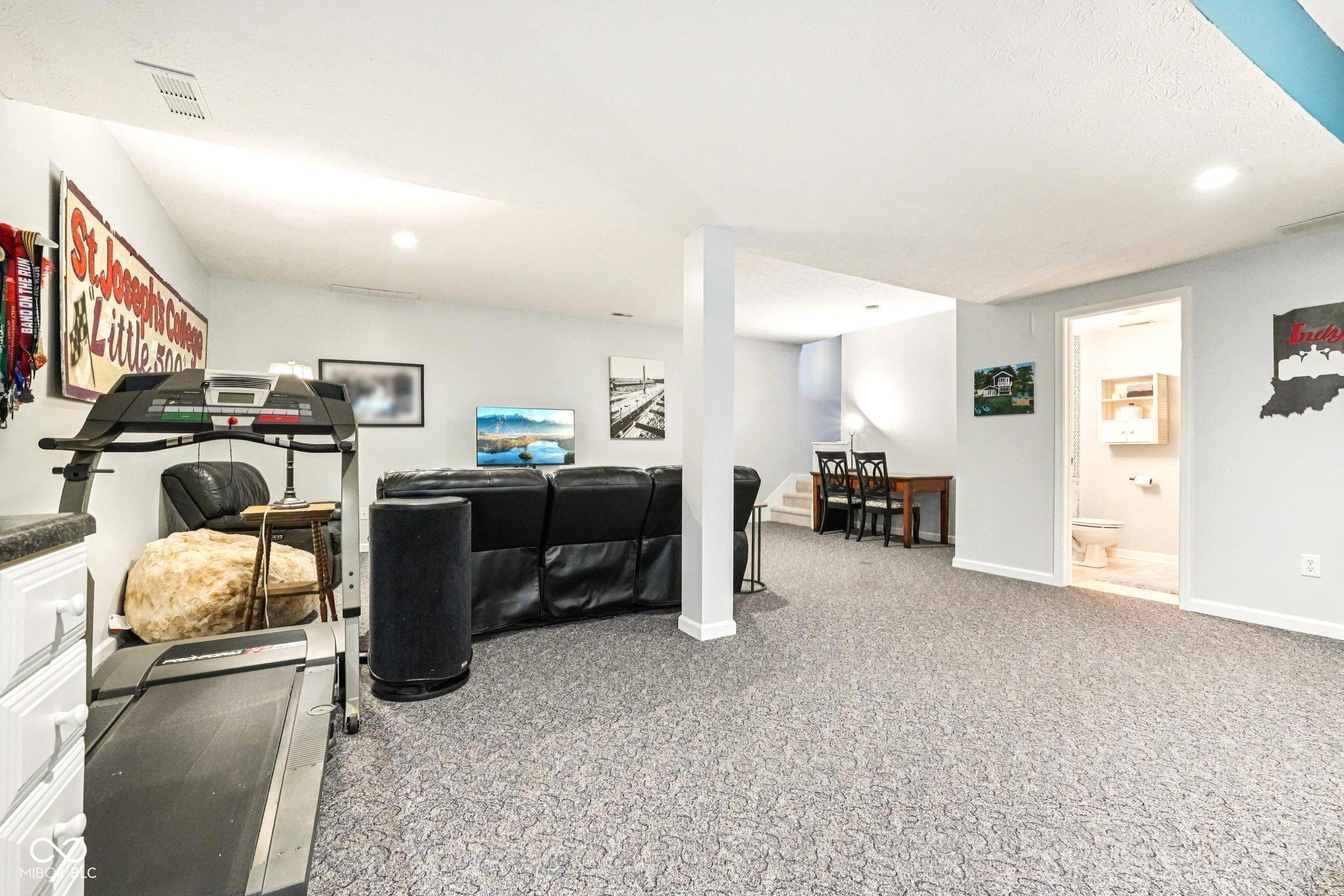 7707 Wheelwright Court Plainfield, IN 46168 - Photo 64 of 94