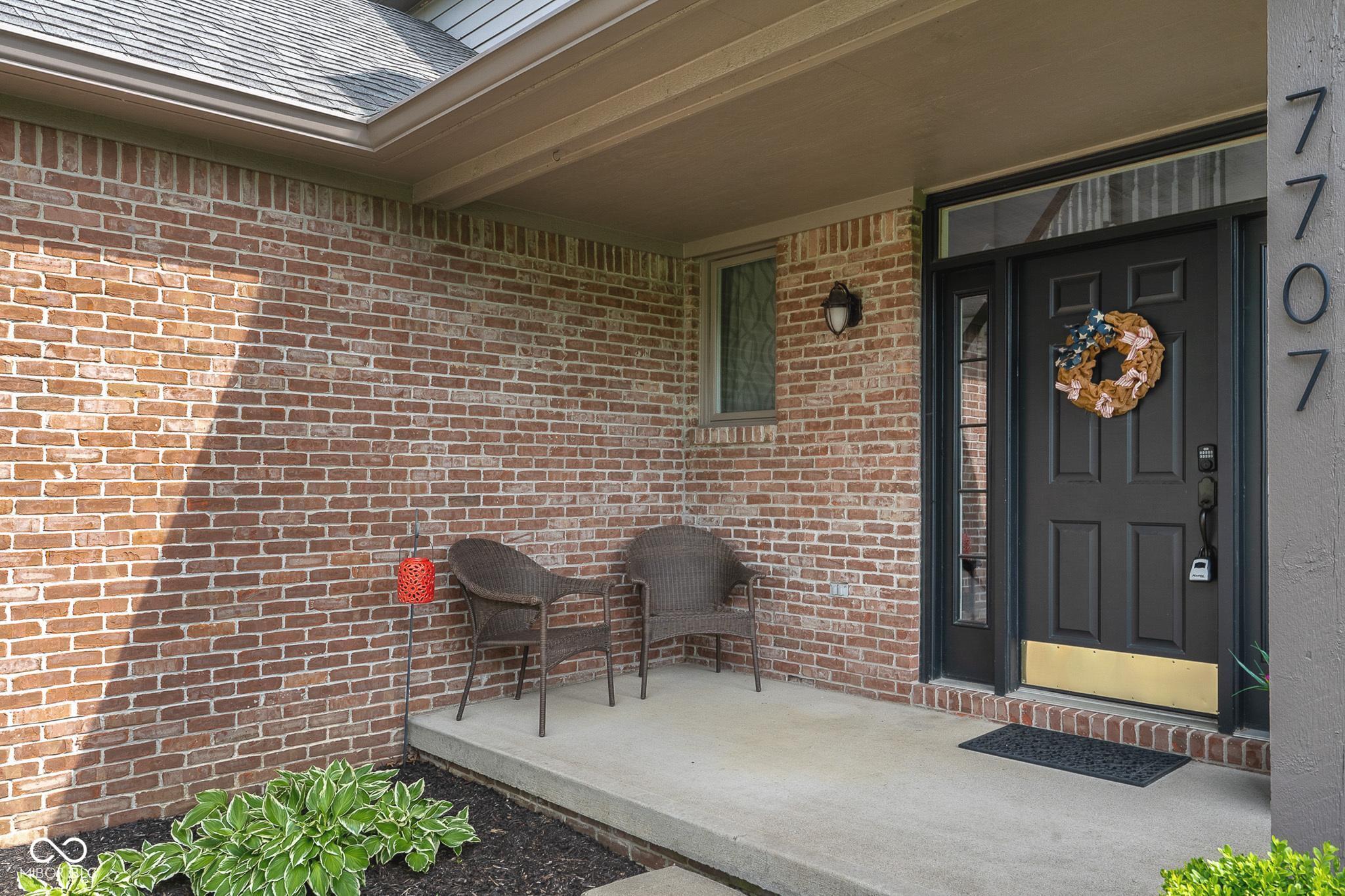 7707 Wheelwright Court Plainfield, IN 46168 - Photo 7 of 94