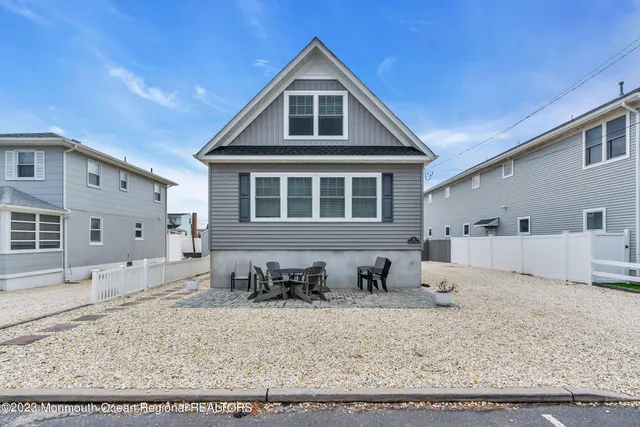 $5,250 | 24 Virginia Avenue, Unit FRONT & REAR, Lavallette, NJ 08735