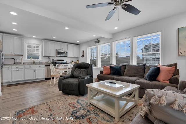 $5,250 | 24 Virginia Avenue, Unit FRONT & REAR, Lavallette, NJ 08735