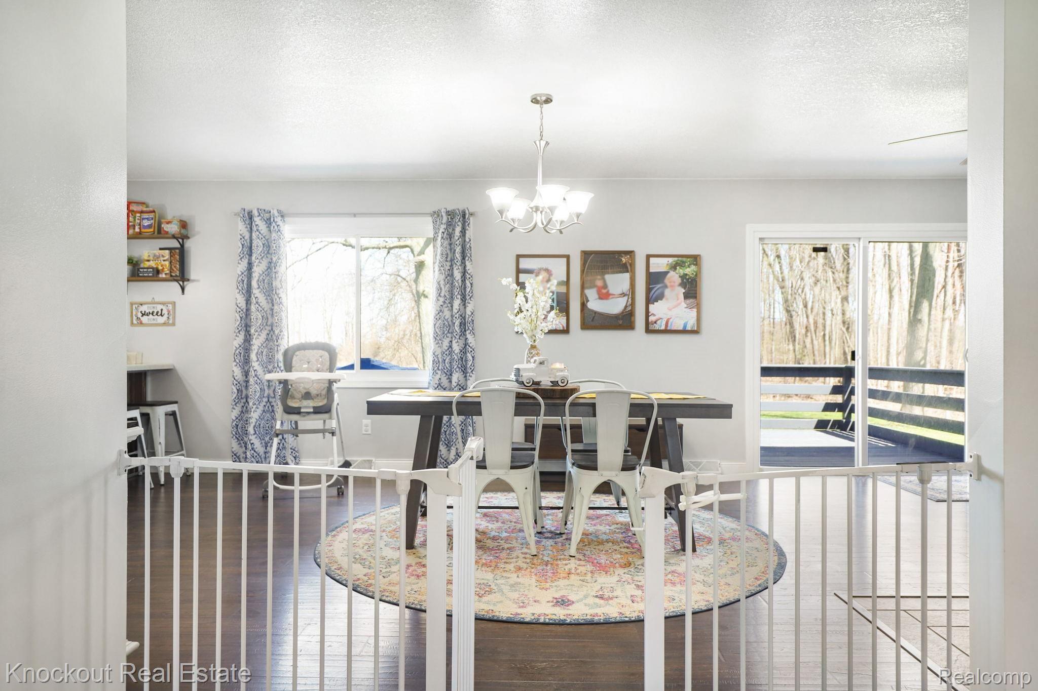 14347 Stuart Road Chesaning, MI 48616 - Photo 17 of 69 18-web-or-mls-14347 Stuart Rd Chesaning -18.jpg