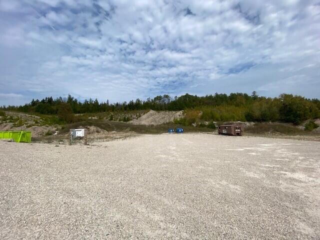 610 Cheeseman Road St. Ignace, MI 49781 - Photo 8 of 12 Gallery Image 8