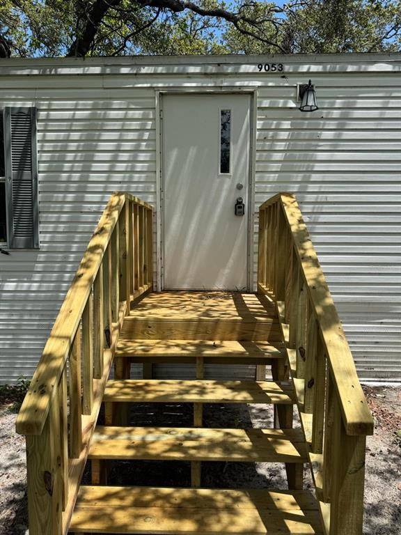 9053 Bourbon Street New Port Richey, FL 34654 - Photo 3 of 27