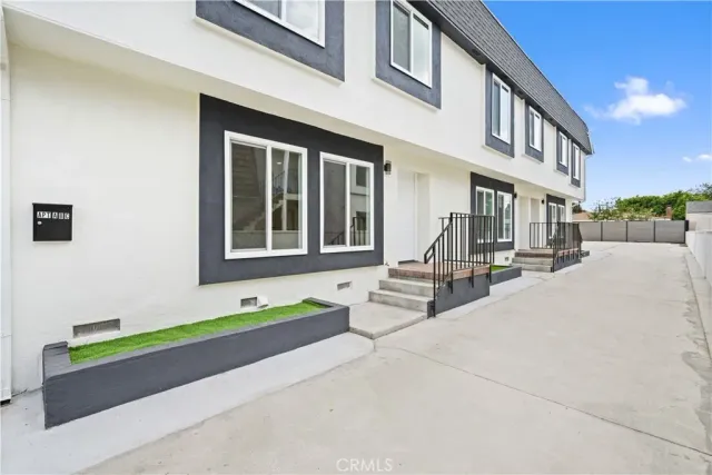 a view of an entryway with staircase