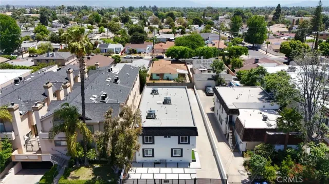 $3,695 | 7010 Lennox Avenue, Unit A, Van Nuys, CA 91405