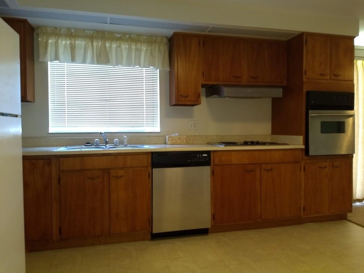 3017 East High Street Springfield, OH 45505 - Photo 7 of 14