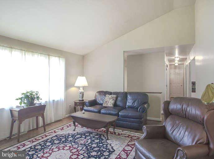 19707 Old York Road White Hall, MD 21161 - Photo 11 of 29 Living Room