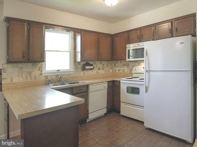 19707 Old York Road White Hall, MD 21161 - Photo 19 of 29 Kitchen